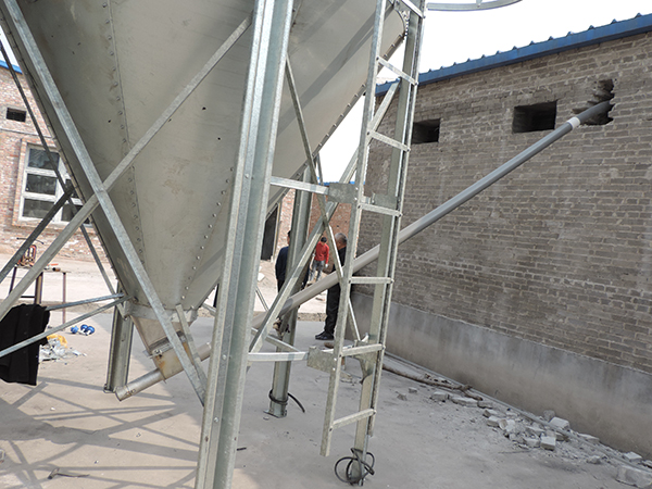 層疊式肉雞設(shè)備